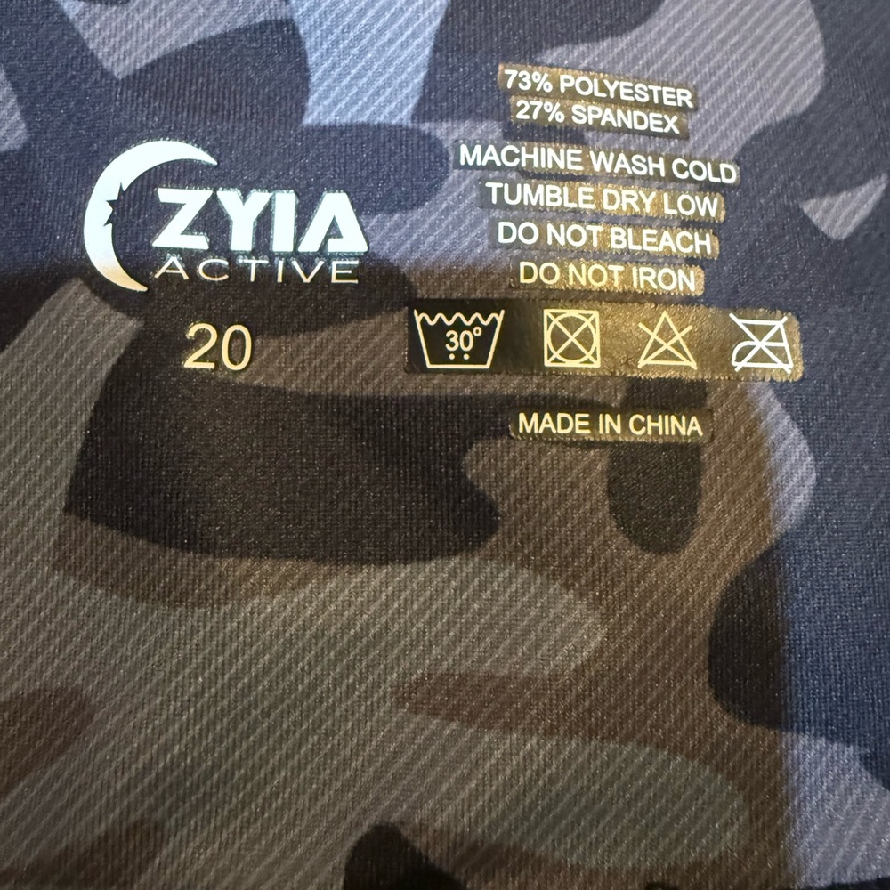 Zyia Women’s Size 20 Black and Gray Camouflage High and Tight Leggings - Picture 7 of 8